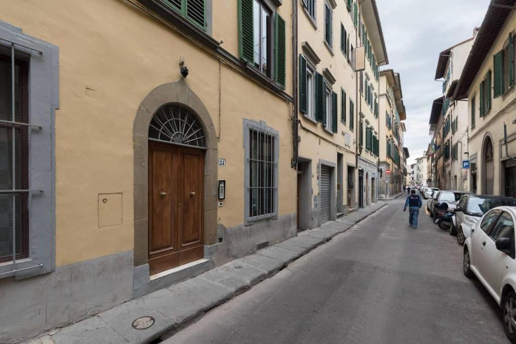 Apartment Keys Of Italy - F5 - Fiesolana 24 - Santa Croce One Bedroom Flat 2 To 4 Guests Florence